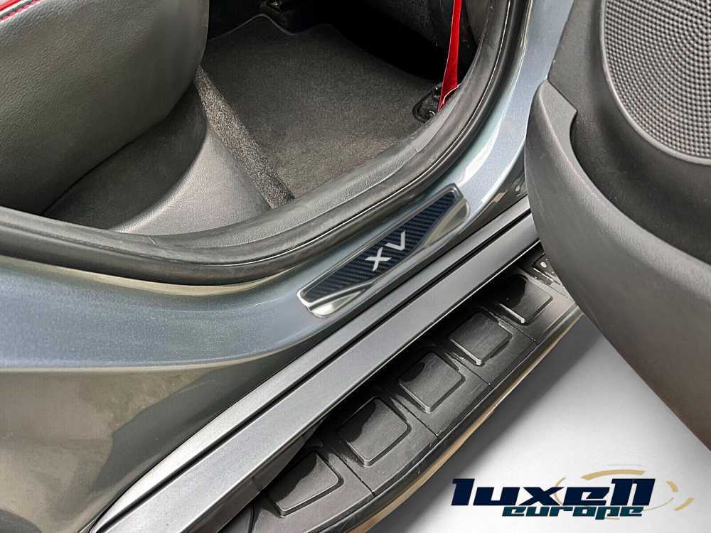 Chrome and Carbon Fiber Door Sill Scratch Guards For SUBARU XV 4 pcs (2011-2024) - Luxell Europe