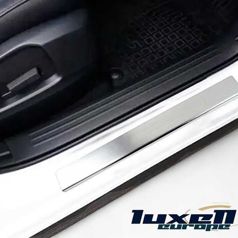 CLIO IV Hatch (2012 onwards) 4pcs Stainless Steel Door Sill Protector Options - Luxell Europe