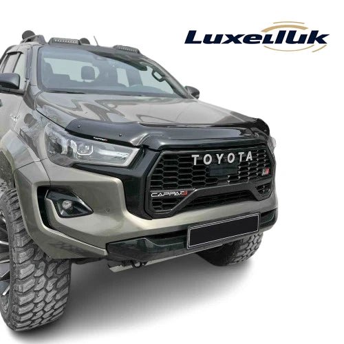 GLOSS BLACK GLOSS BONNET WIND STONE PROTECTOR FOR TOYOTA HILUX 2020 - 2024 - Luxell Europe