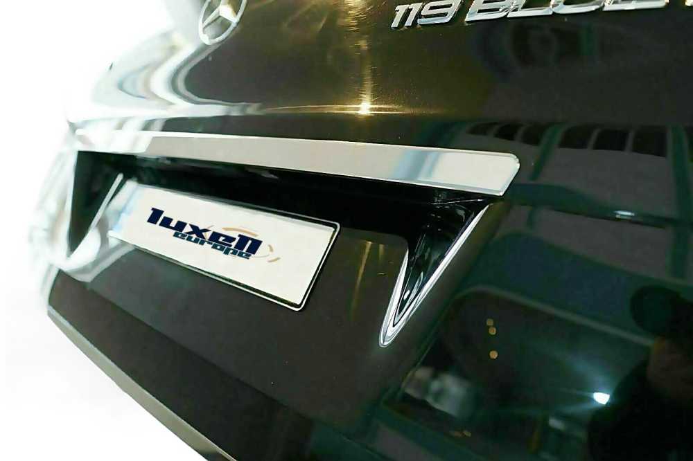 Tailgate Boot Lid Grab Trim Strips Streamer for Mercedes Vito / Taxi W447 - Luxell Europe
